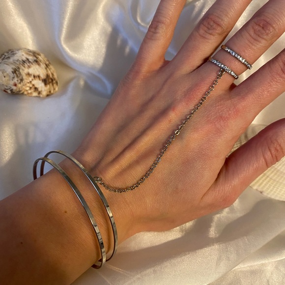 Silver Bracelet chained with silver diamond gemmed ring 💍 - Picture 8 of 13